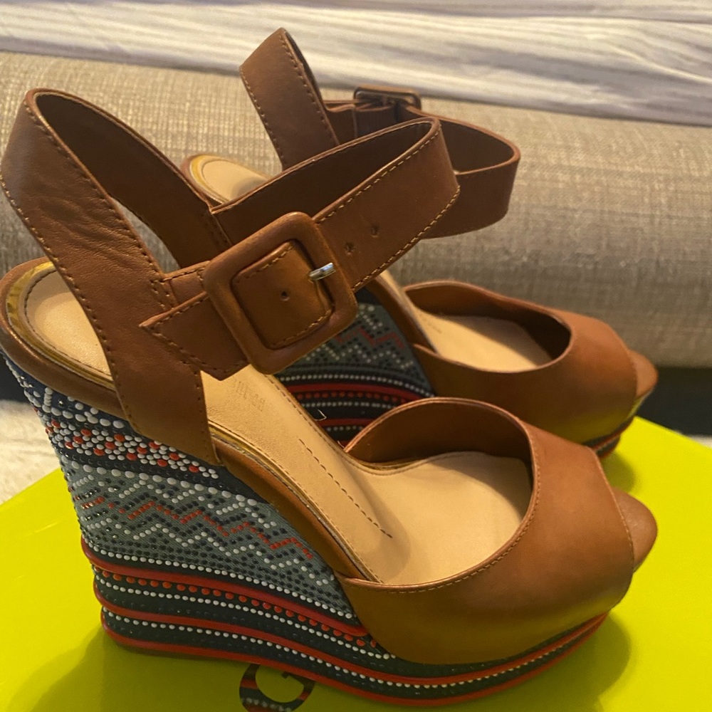 Gianni Bini wedges